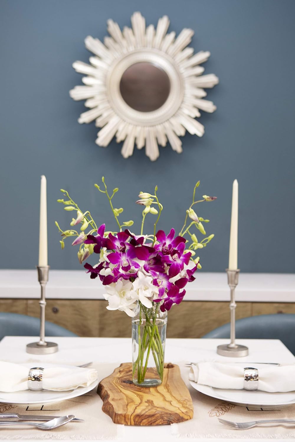 81uygTWlnEL._SL1500_.jpg Bouquet of 10 Purple and White Orchids - Image 1